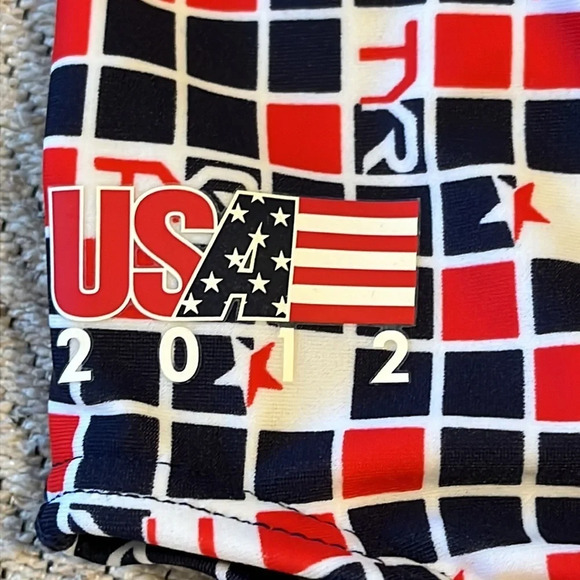TYR kids USA 2012 Olympics Diamondback Print Swimsuit, size 20 - Picture 11 of 11